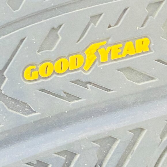 Skechers Go Train Arch Fit Viper Court-Pickleball (White/Navy) Tennis for Mens - Picture 17 of 17